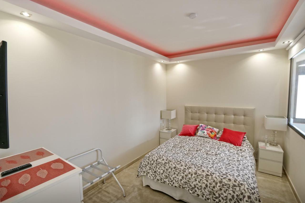 Beachfront Luxury Residence, Playas Del Duque, Puerto Banus, Marbella Buitenkant foto
