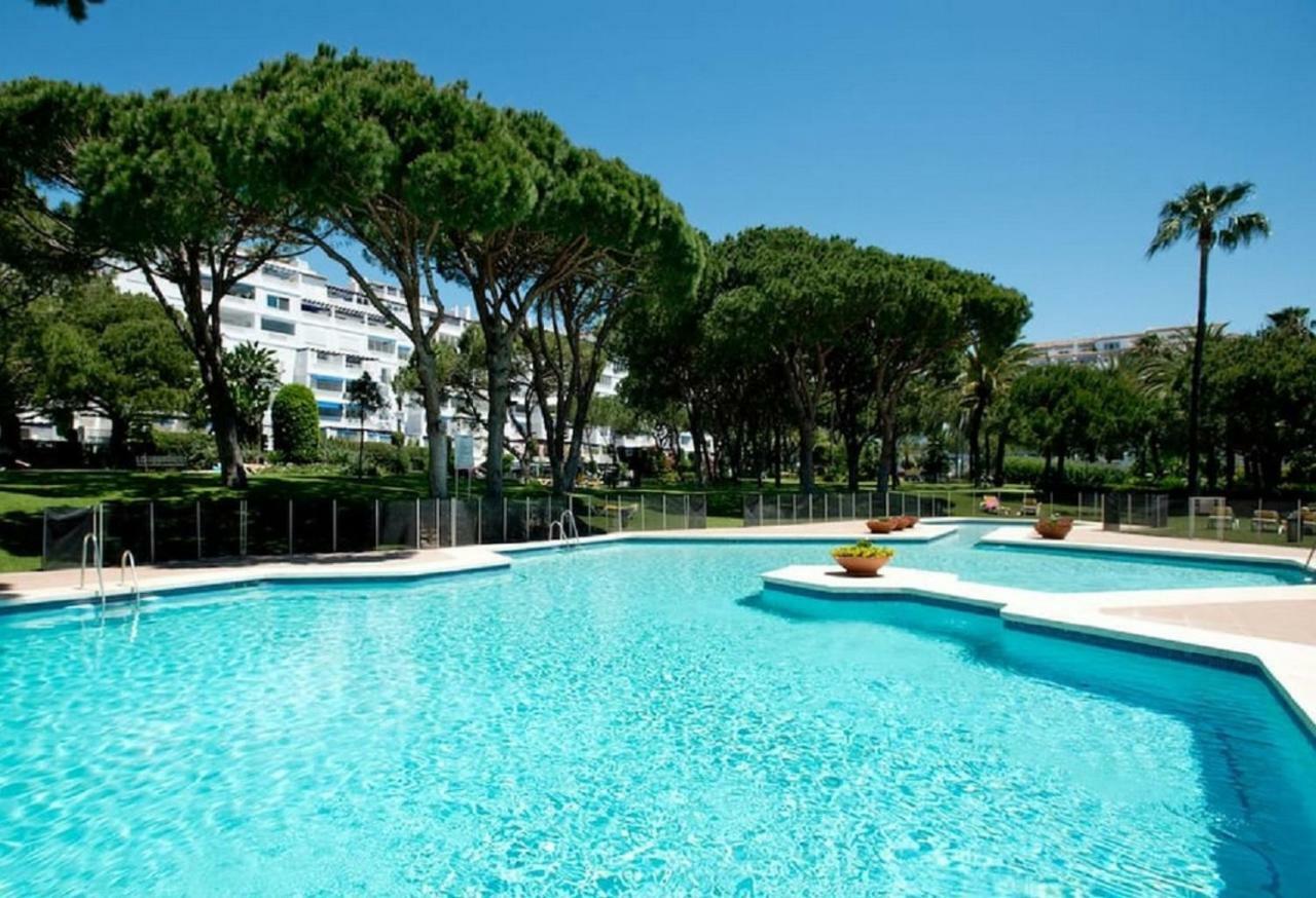 Beachfront Luxury Residence, Playas Del Duque, Puerto Banus, Marbella Buitenkant foto
